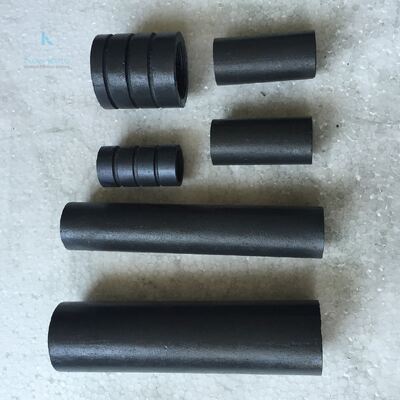 Stabile in ambienti acidi e alcalini. Ossido di alluminio fuso. Durezza Mohs elevata: 9. Ideale per processi di taglio e sabbiatura.